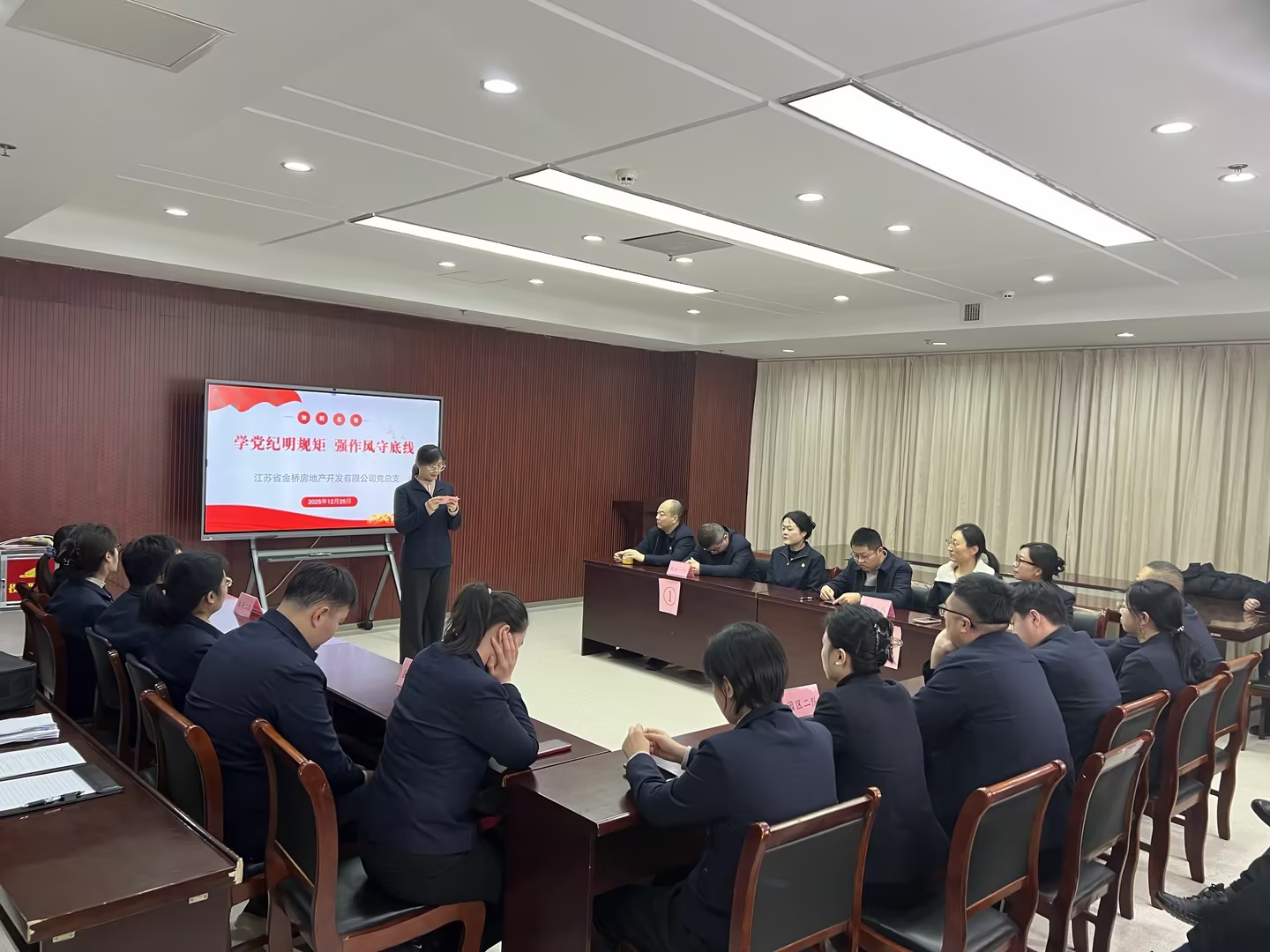 9ebb867c-0935-4c6d-b49d-ac43cf30594c